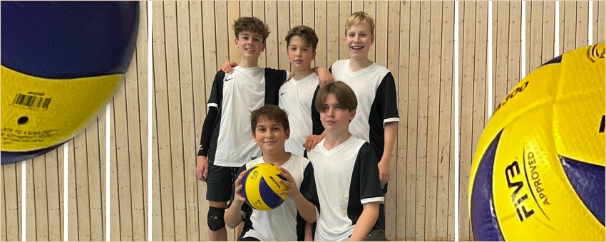 Volleyball-Jungs feiern Erfolge!
