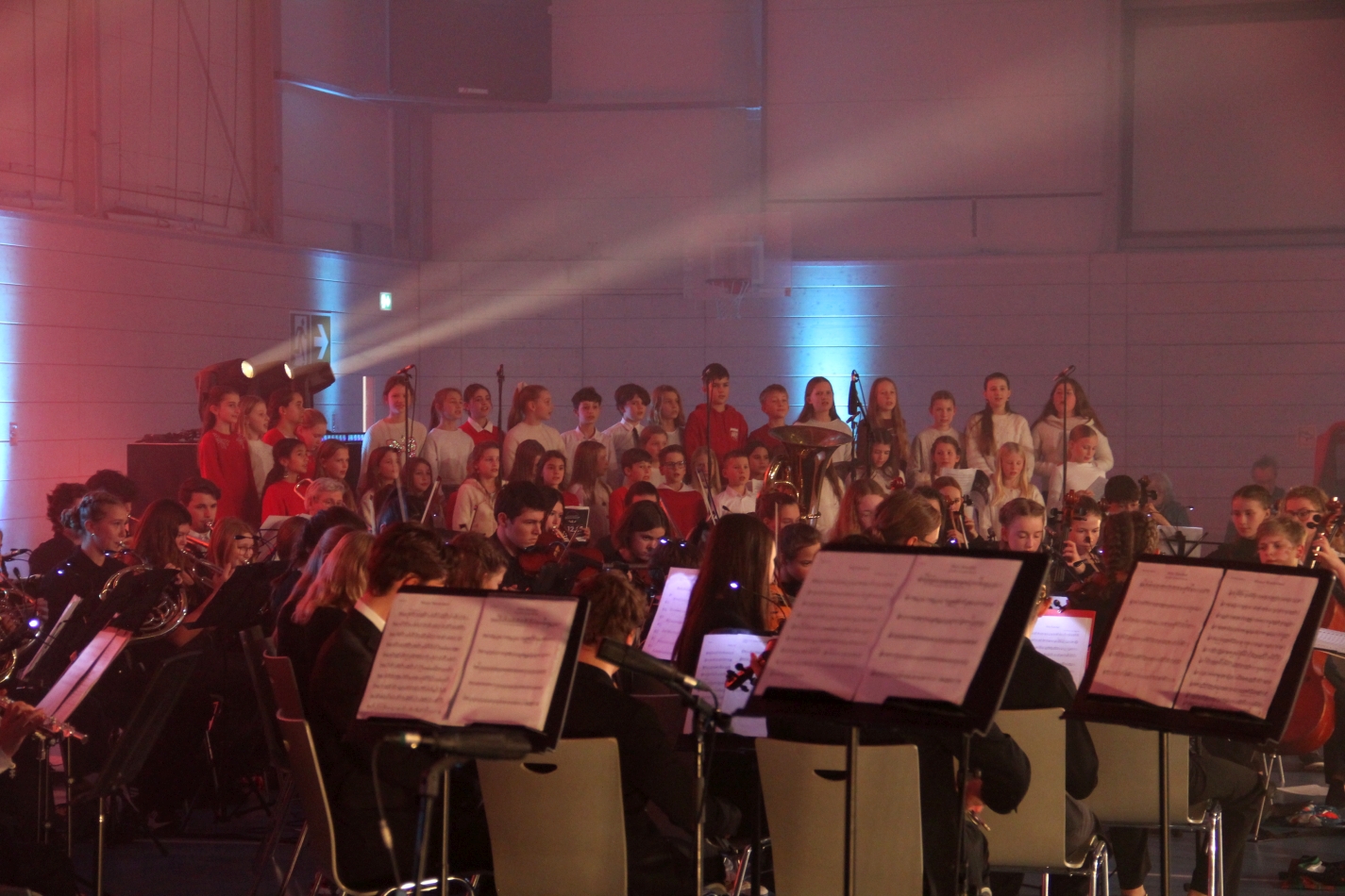 2025_12_12_HSG-Weihnachtssingen_08