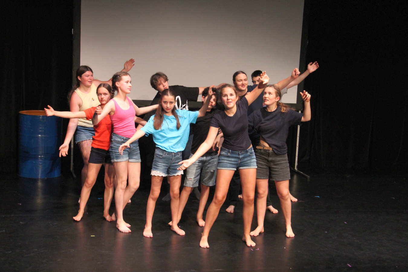 2026_06_19_Theater_OS_04