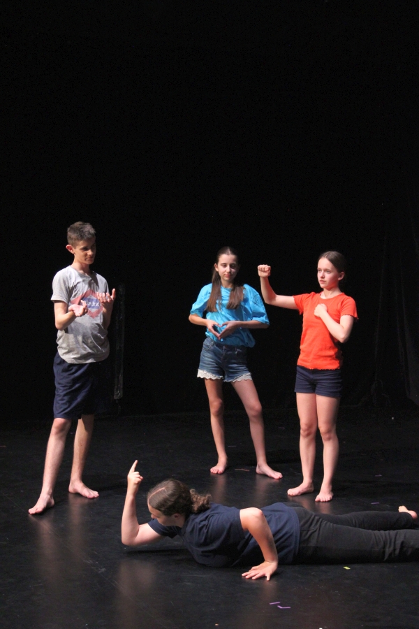 2026_06_19_Theater_OS_08